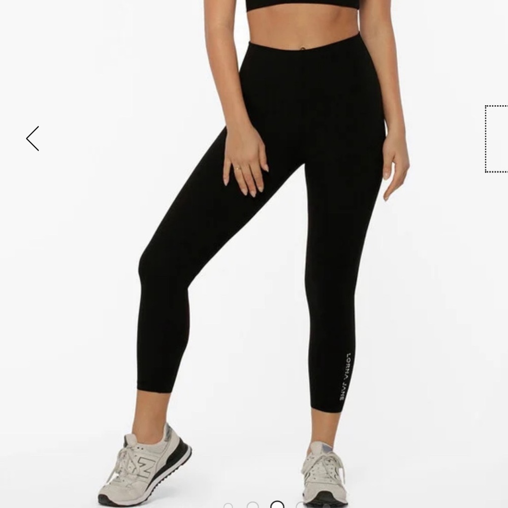 Lorna Jane Black Yoga Pants - Picture 7 of 8